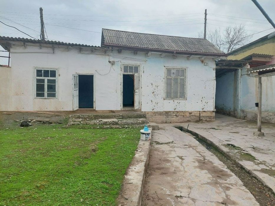 Ховли сотилади  китоб марказидан 3.5 сотих