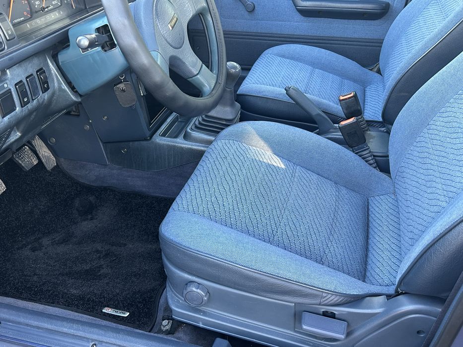 Продам хорошую мазду