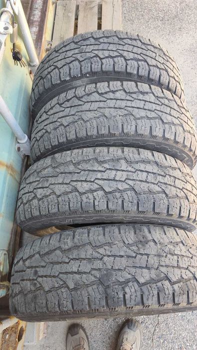 Продам шины Nokian Rotiiva A T б/у