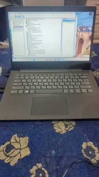 Продам ноутбук Lenovo ideapad 3 14ada
