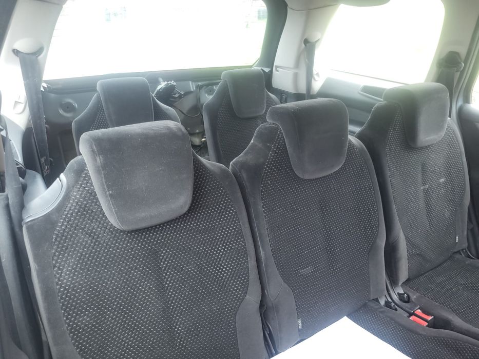 Citroen c4 Grand Picaso cutie semi automata 7 locuri 1.6 hdi 2007