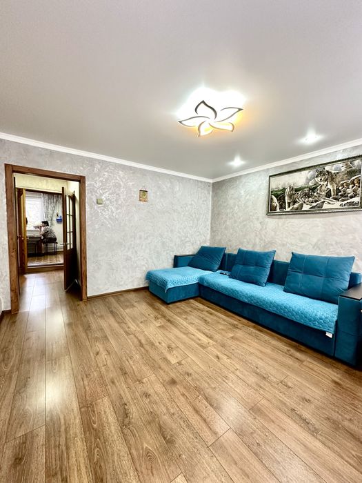 Продам 4 - комнатный дом в Михайловке