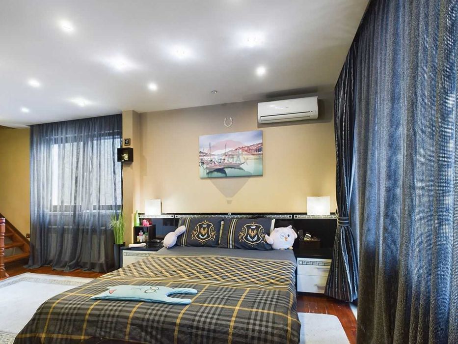 Продава се Къща в Варна, Виница - 271 кв.м за 2063 €/кв.м - Снимка #10