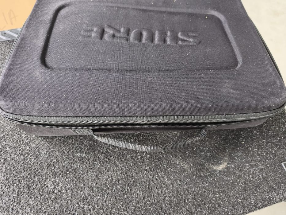Microfoane SHURE probă garanție fără nici o problemă originale 1500ron
