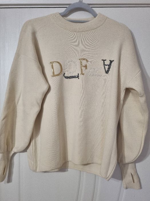 Комплект в цвят екрю, Djofra