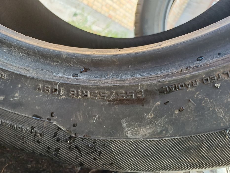 Продам резину 255/55 R18 109v