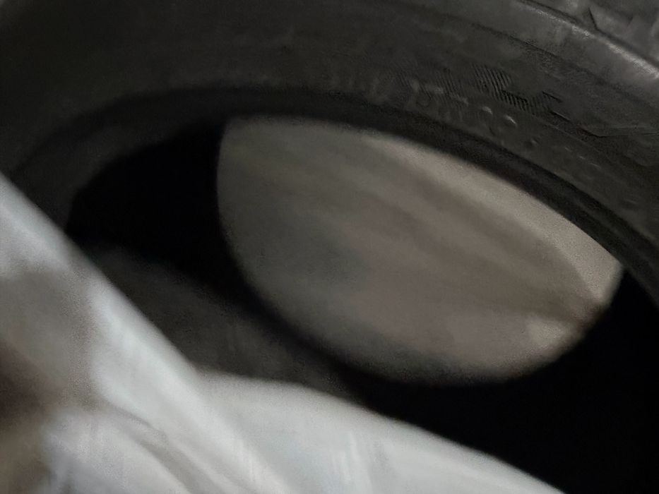 продаёться шины 315/35/20