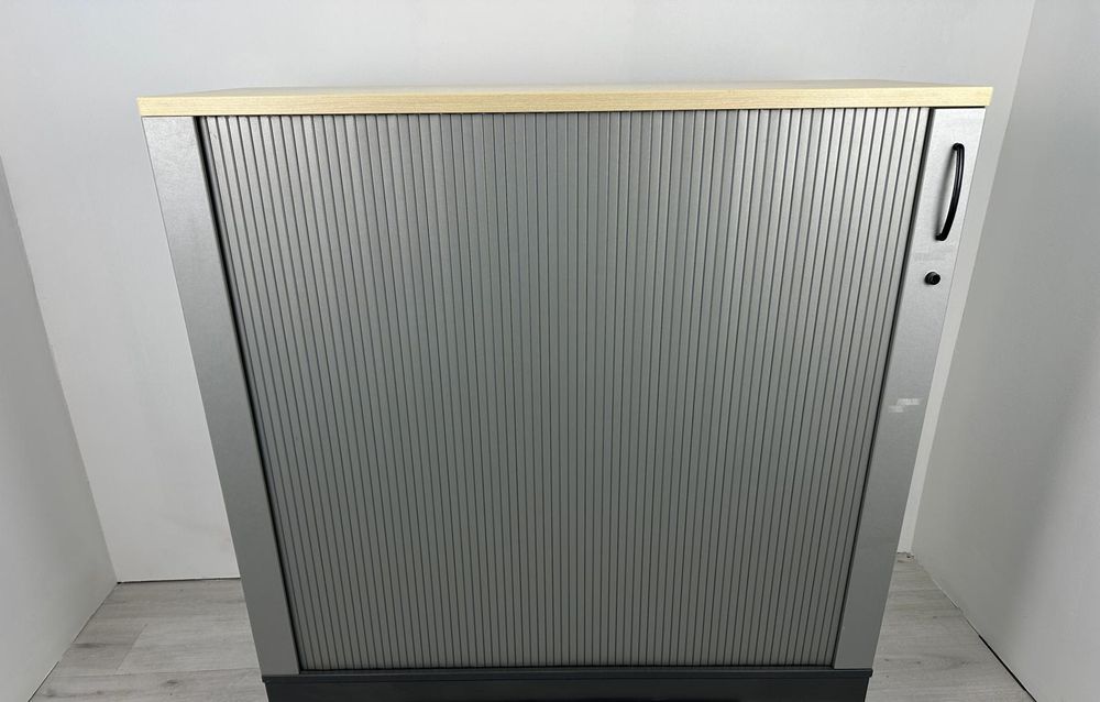 Немски офис шкаф етажарки съхранение на документи и други нужди