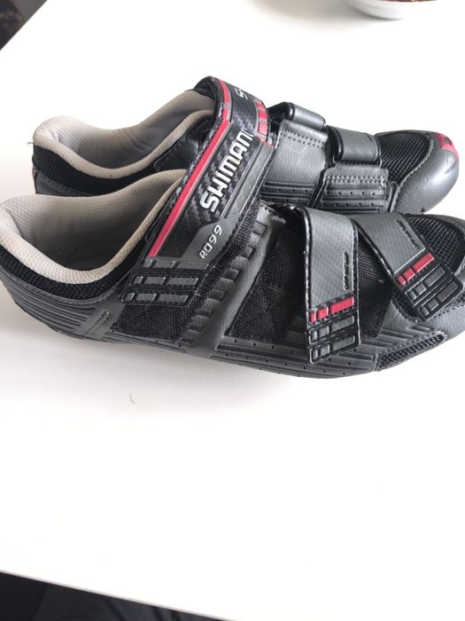 Обувки за колело Shimano R009 SH-R009