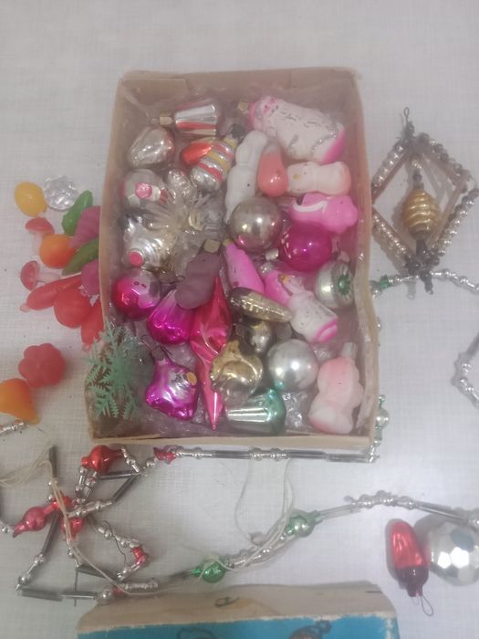 Продам, новогодние игрушки.