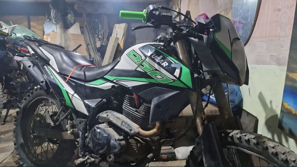Продам эндуро Улар 250