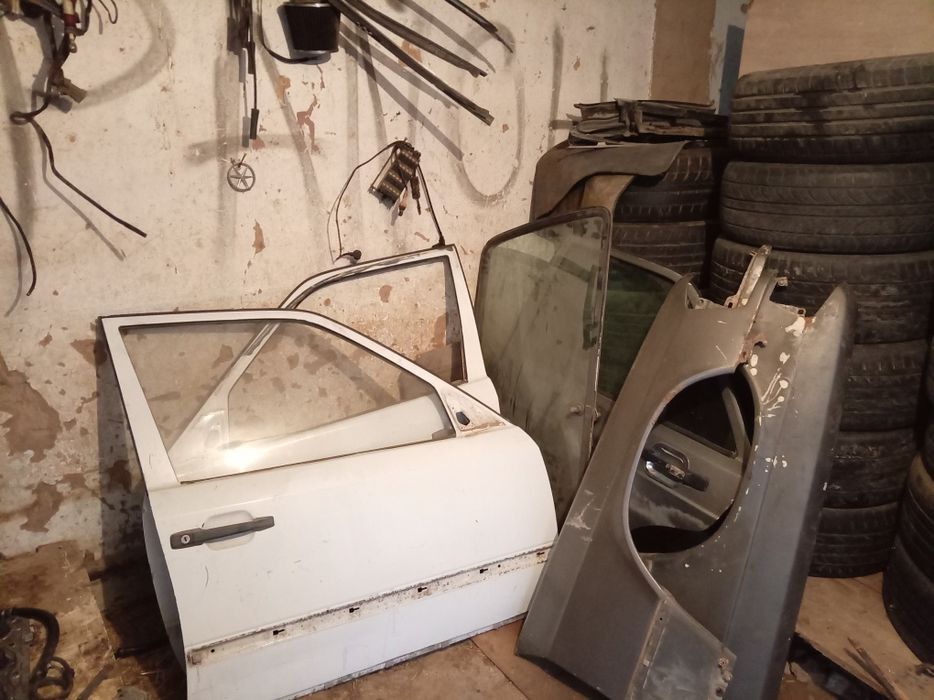 Запчасти на мерседес 124.190