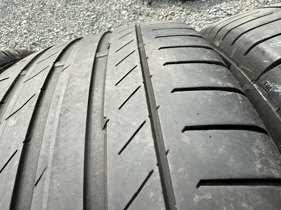 4бр. Летни Гуми С Борд 235/50R/18 -CONTINENTAL- DOT:1220- 3.9мм.