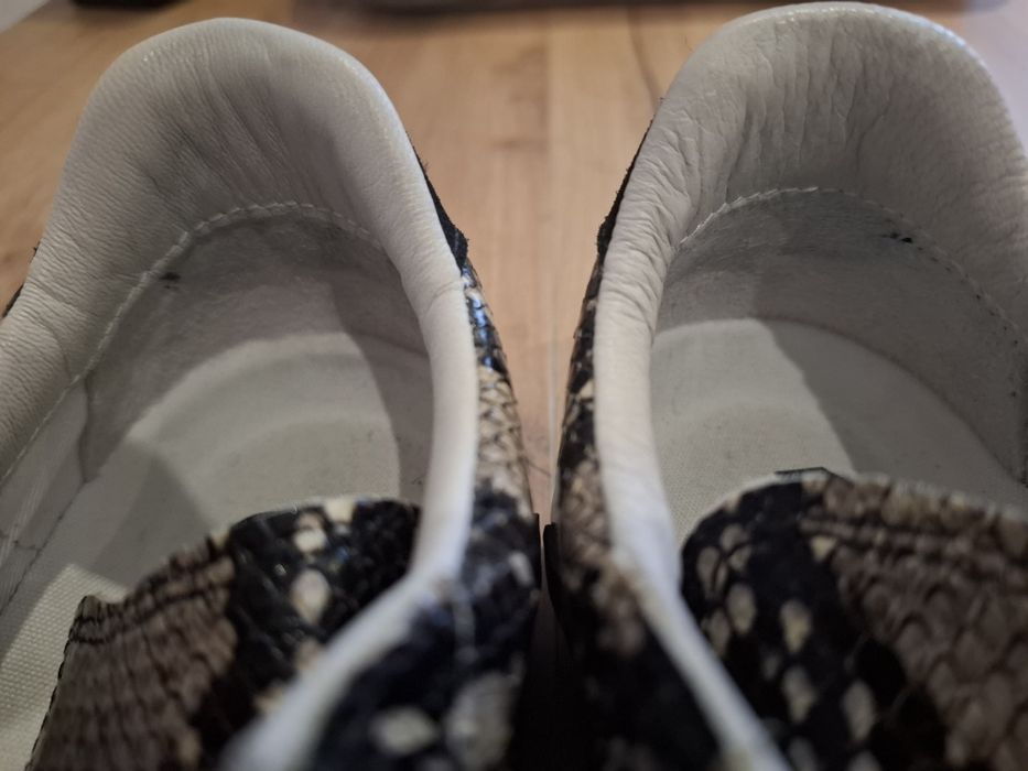 Off-white Baskets Tenesi