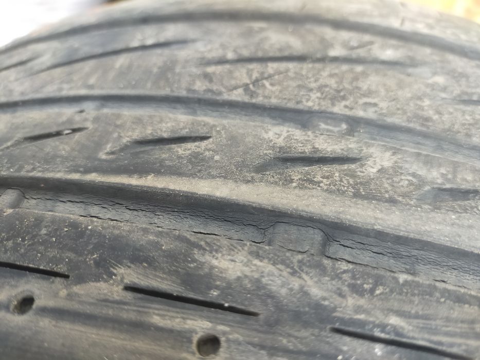 Продам резину б)у