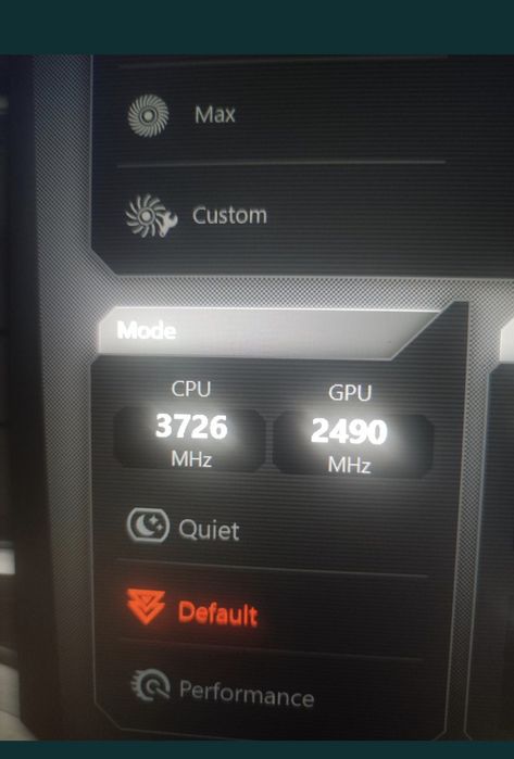 Лаптоп Acer Nitro 5 - RTX 4060(140W)+ подарък охлаждаща подложка