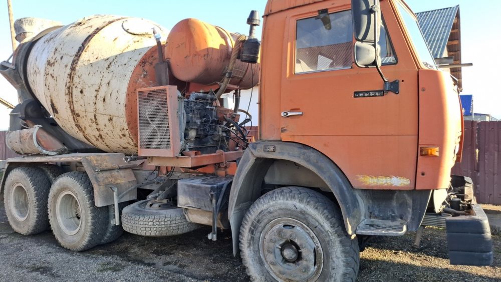 Продам камаз миксер