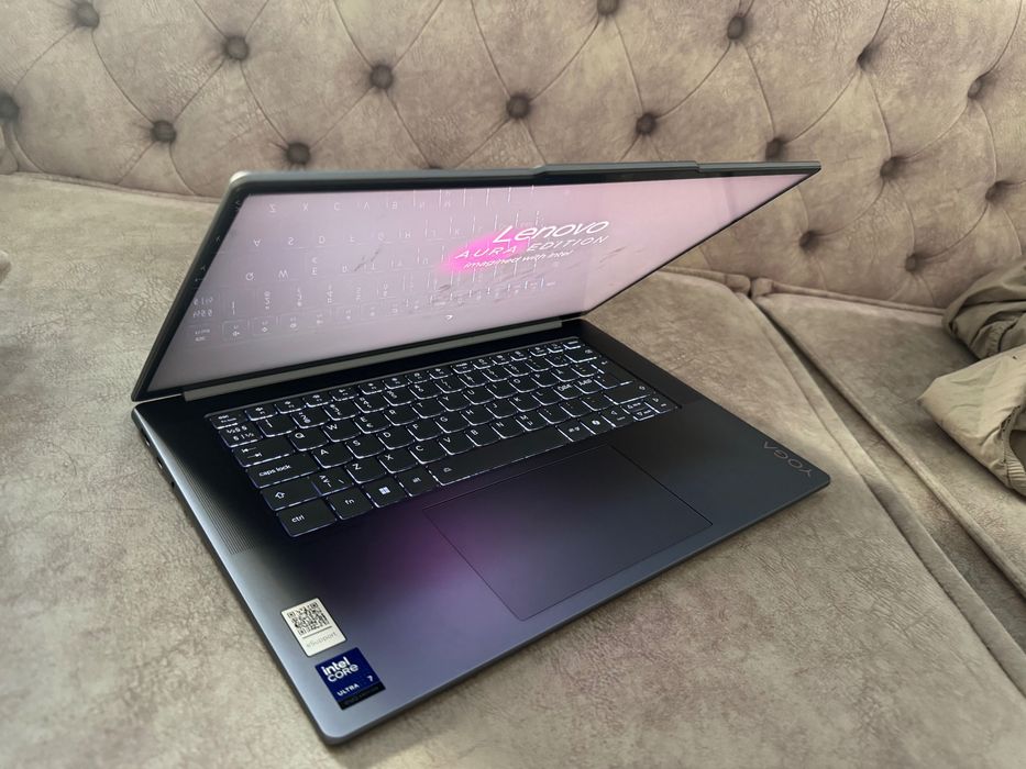 Lenovo Yoga Slim 7 15ILL9 / Core Ultra 7 / 16GB / 1TB SSD / 2.8K