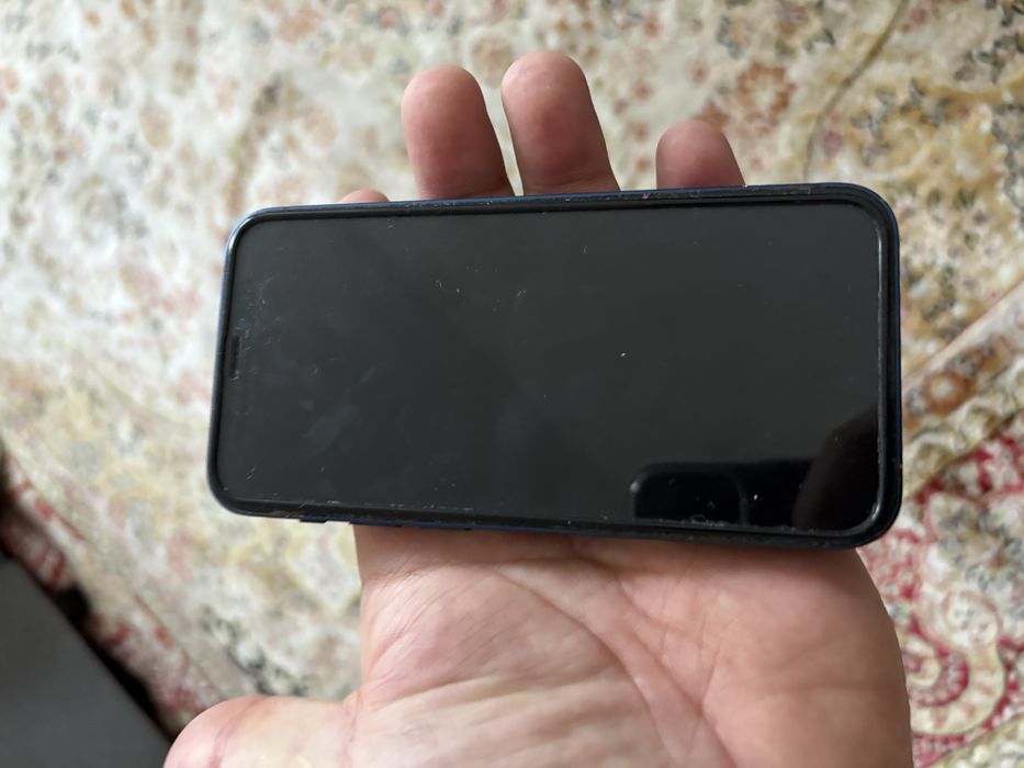 Iphone 12 mini в синем цвете