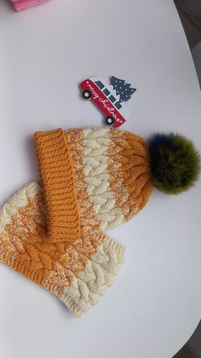 Caciuli , fulare handmade pentru copii