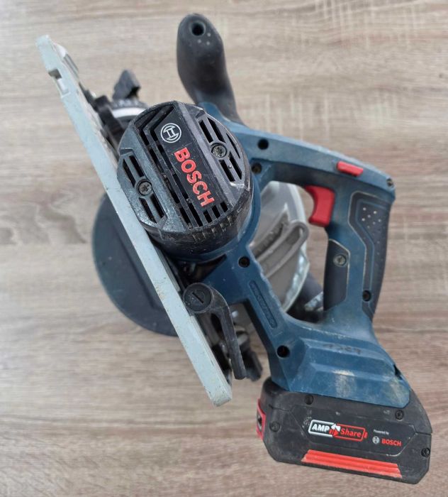 Акумулаторен циркуляр Bosch GKS 18V-57-2 GX