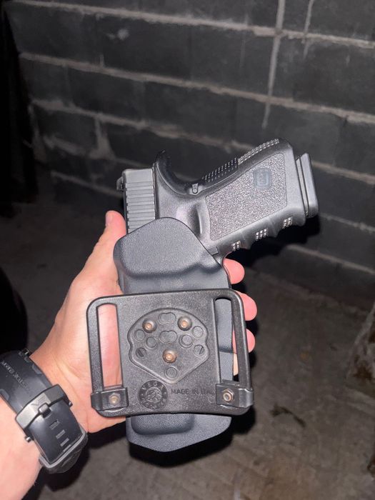 Външен кобур VEGA-за glock 19