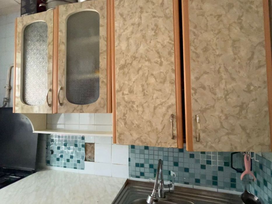 Кухонный шкаф и газ