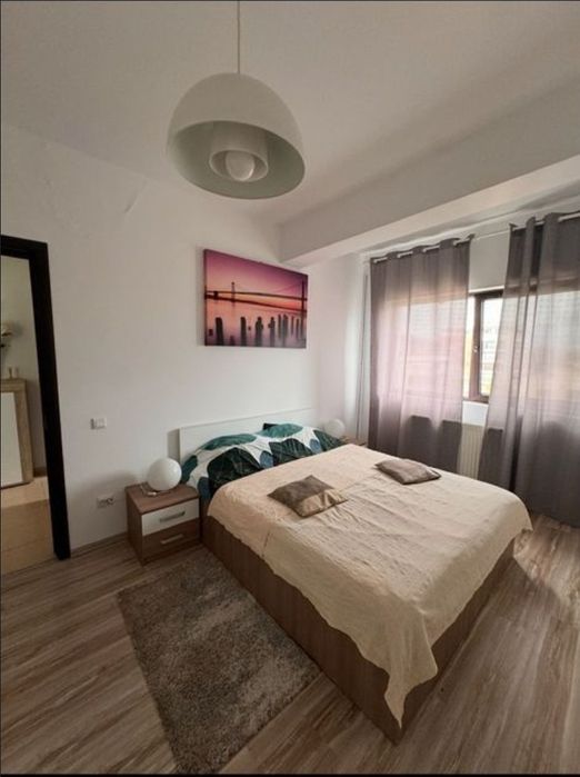 Închiriez apartament în regim hotelier zona  Banca Națională
