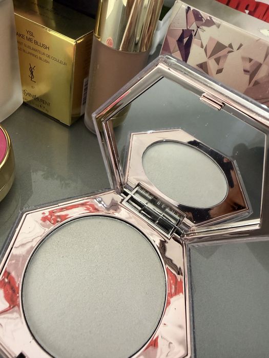 Lot machiaje Noi noute nefolosite YSL, Dior  Too faced . Fenty beauty