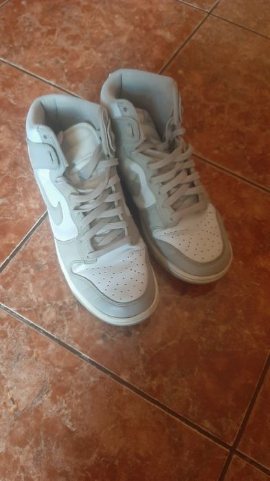 Vând Dunk-uri Nike High