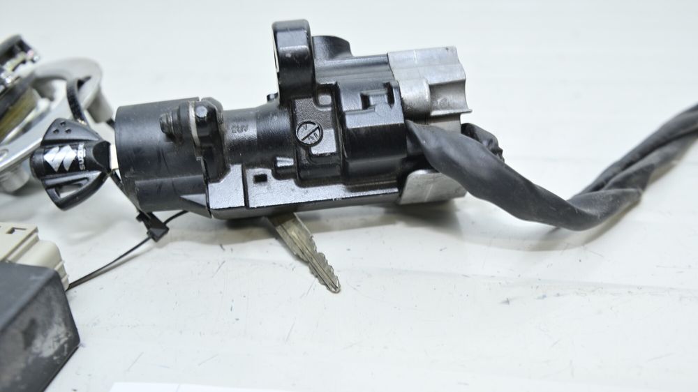 Suzuki GSXR 750 2011 - 2017 L1 - L7 Set Contact Chei Calculator ECU