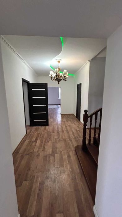 Дом коттедж с квартирантами