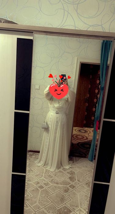 Продам свадебные платья новые