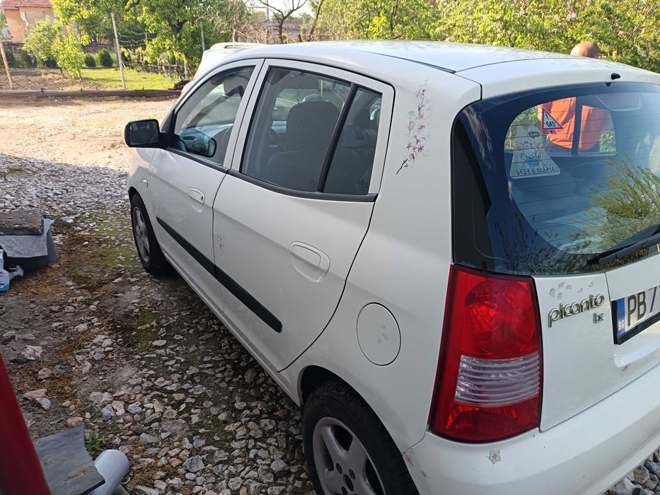 Kia Picanto 1.0 61кс
