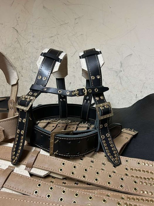 Двойни кукерски колани за чанове