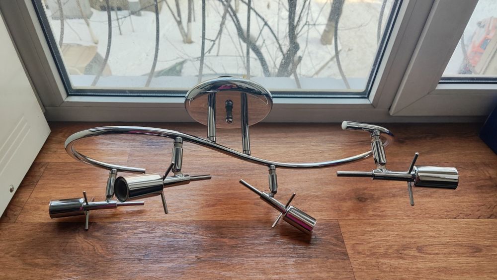 Продам люстру б/у