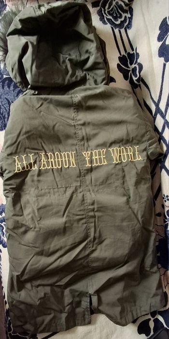 Куртка на девочку