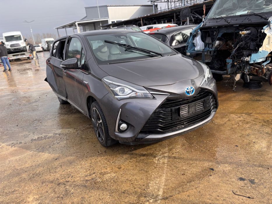Toyota Yaris HYBRID