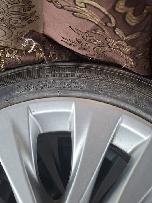 Шины летние  диски Алфард