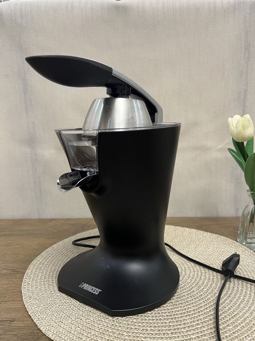 Електрическа цитрус преса Princess 201851 Master Juicer