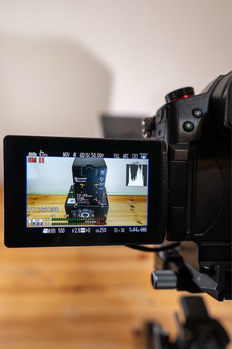 Panasonic GH5 II + 12-35mm f2.8 II – KIT COMPLET VIDEO