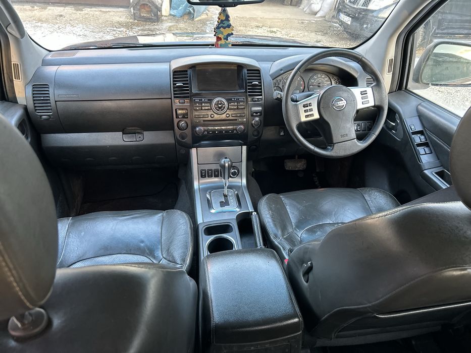 Nissan navara 2.5 d40 pickup din 2013 volan dreapta 4x4 diesel