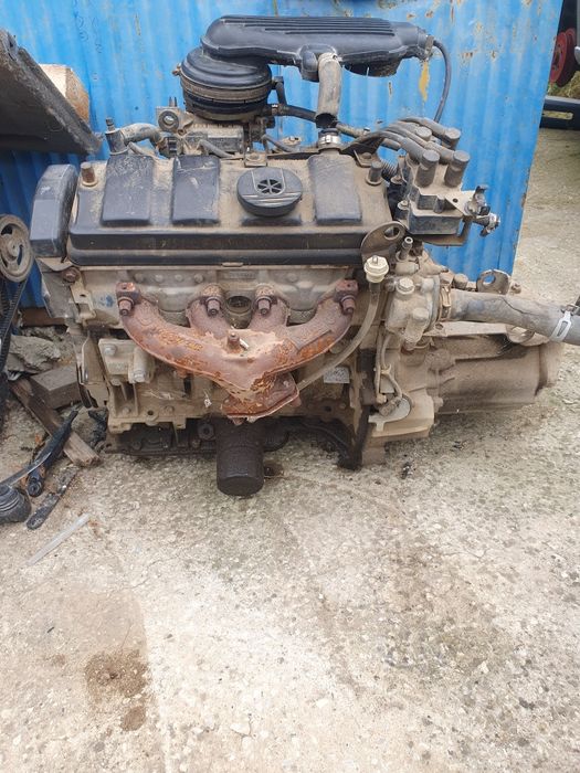 Двигател Peugeot 106 1.0i