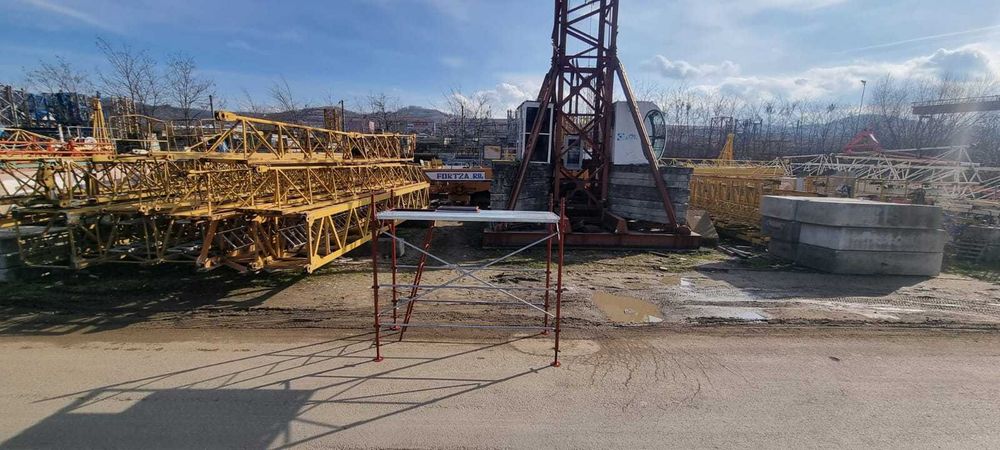 Schela metalica pentru fatada model Italia cu pasul de 1,8 m