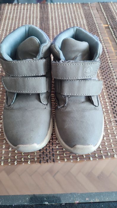 Боти/ботуши за момиче 22,26,25 номер