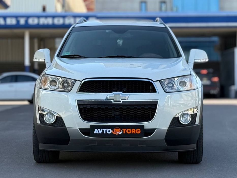 Продаётся Chevrolet Captiva 2 Год 2011 3L