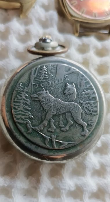 Продам позолоченые советские часы