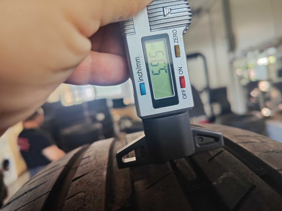 2бр.летни гуми 215/55/17 Bridgestone