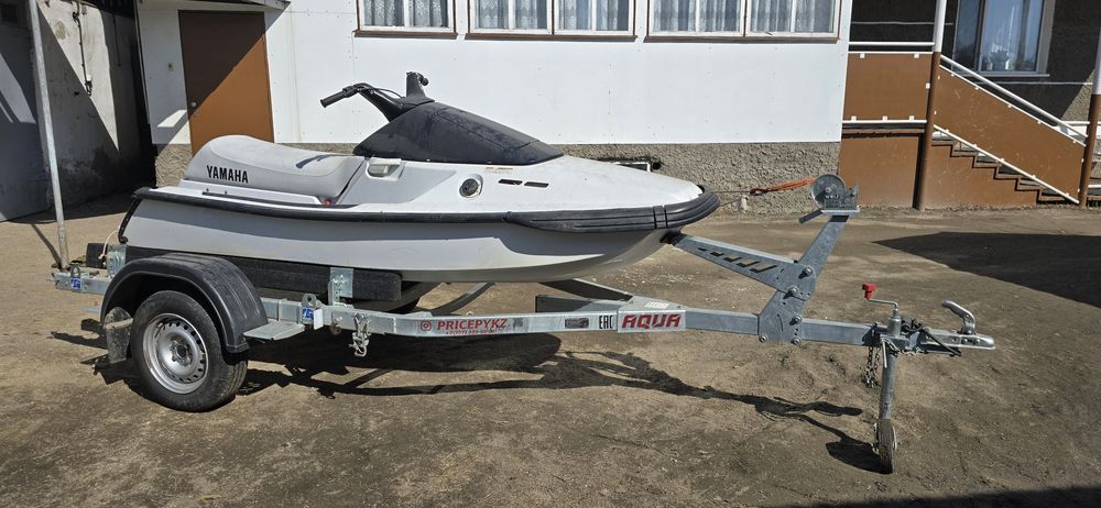 Продам гидроцикл Ямаха WaveRunner 650cm³