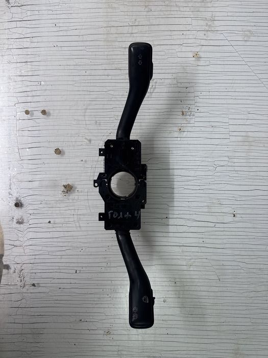 Лост за мигачи/Чистачки VW Golf 4 2001/2004Година